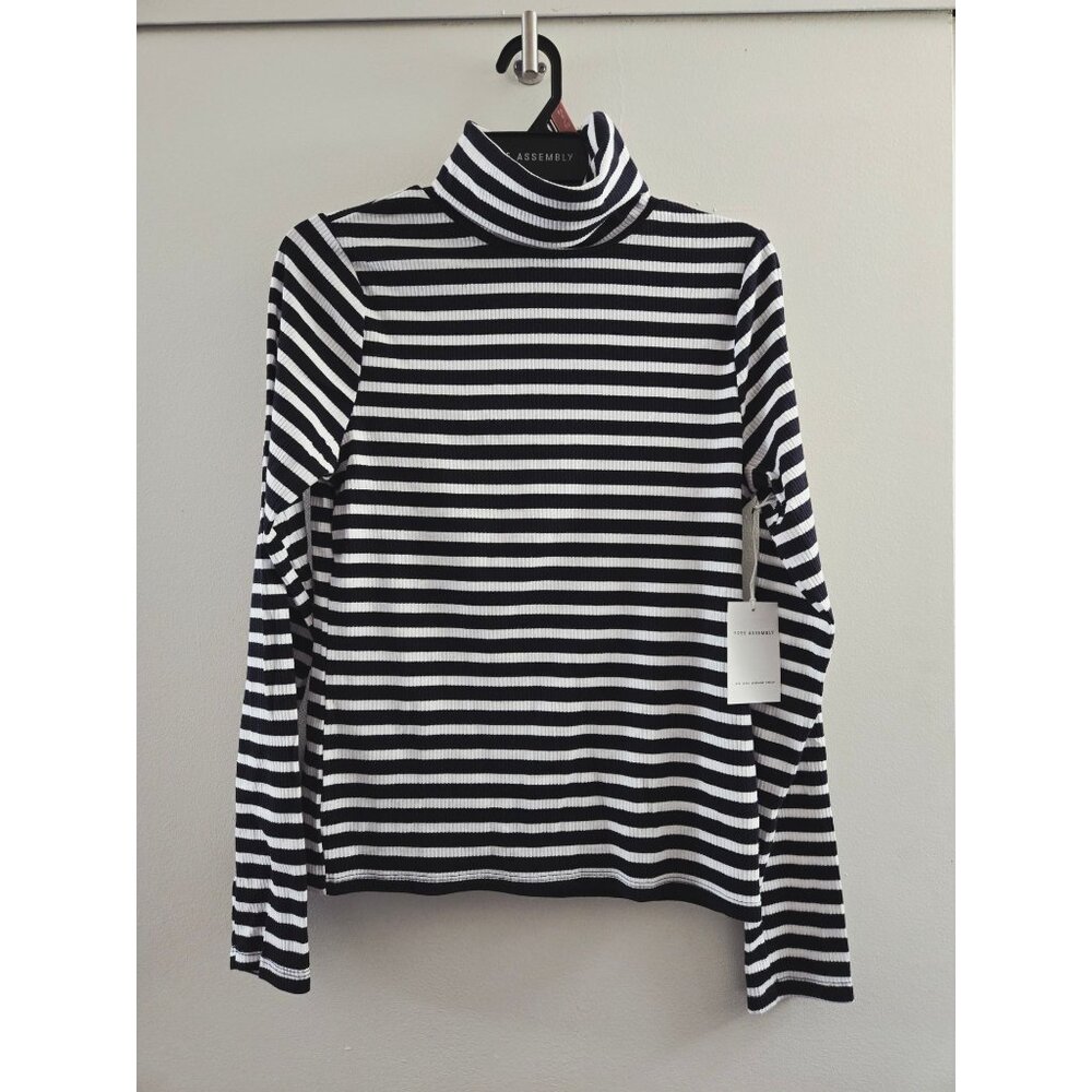 Women's Stripped Ribbed Turtleneck Tee Size Medium 8-10 NWT - Free Assembly - Picture 5 of 8